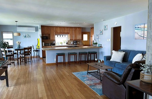 Playa Del Rey House | Cozy Escape - Beach Community of Playa Del Rey