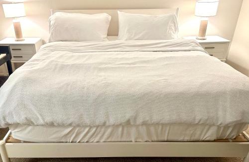 Old Pasadena Apartment | Cozy Gem Near Old Town Pasadena