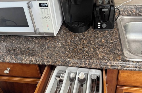 Sylmar House | Cozy guest studio house with AC and WiFi in Sylmar CA