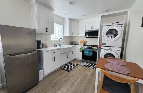 Harbor House | Cozy Guesthouse near Disney