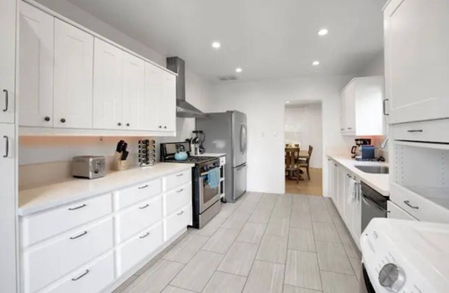 Valley Village House | Cozy Home by Universal Studios