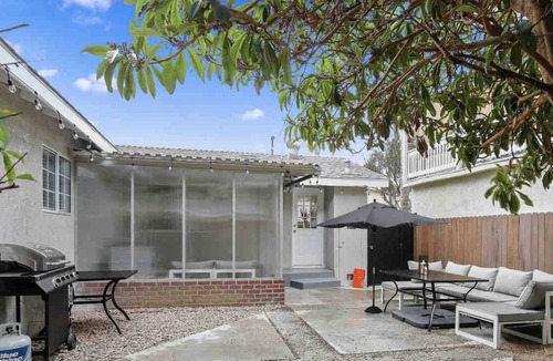 Eastside House | Cozy house 5 mins to the Beach close to Disneyland