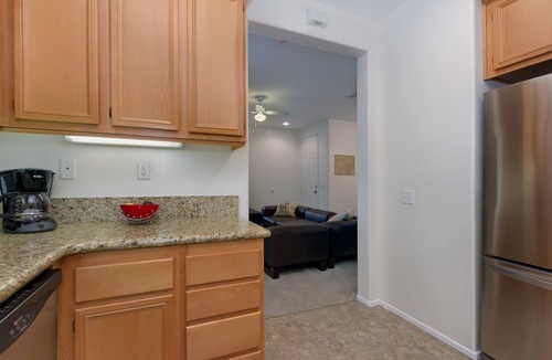 Riverside House | Cozy House In A Gated Community (Close To CBU)