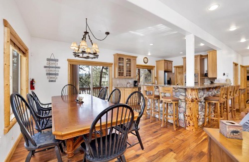 Fawnskin Ski Chalet | Cozy Lakeview Hideaway by Big Bear Vacations Amazing Fawnskin Log Cabin Chalet