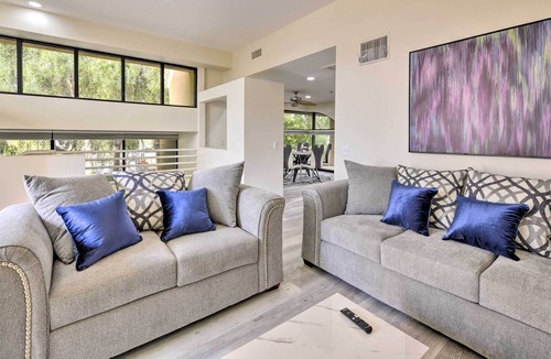 Vista Las Palmas Condo | Cozy large Downtown Palm Springs