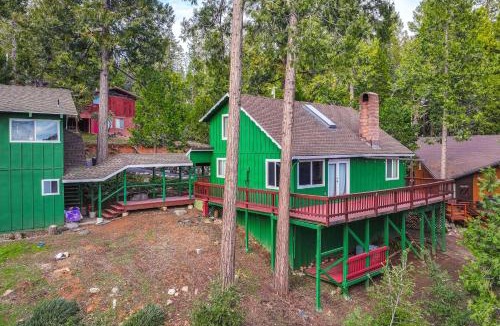 Mi-Wuk Village House | Cozy Mi-Wuk Village Cabin 18 Mi to Dodge Ridge!