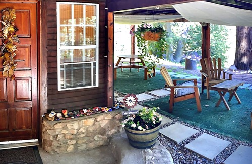 Crestline Apartment | Cozy Mountain Cabin Escape, 7 min to Lake Gregory