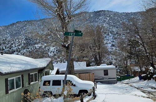 Frazier Park House | Cozy Mountain Retreat 2-bedroom house in Frazier Park with WiFi