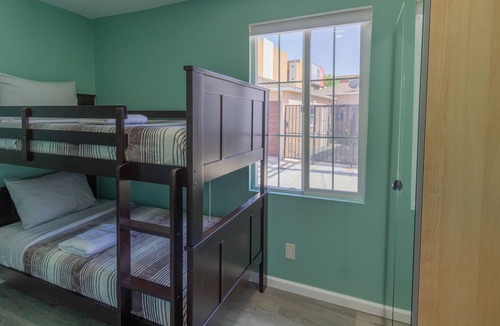North Park House | Cozy North Park 2BR House A/C Walk to Everything