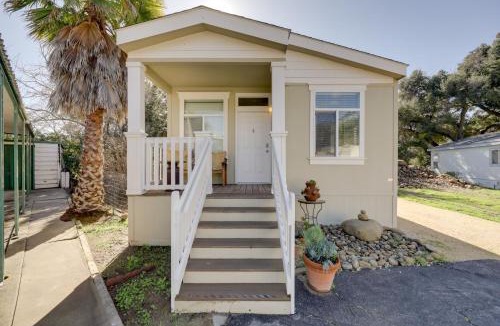 Oak View House | Cozy Oak View Getaway about 5 Mi to Ojai Valley!