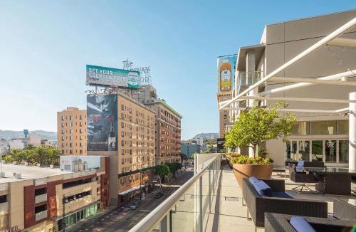 Hollywood Apartment | Cozy One Bedroom in Heart of Hollywood