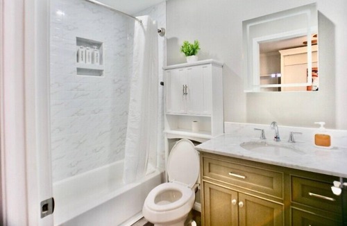 Los Angeles Apartment | Cozy Posh Suite near DTLAn