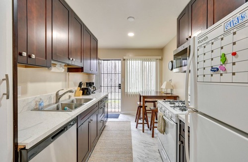 Pacific Beach Apartment | Cozy San Diego Escape w/Yard, Near Beaches!