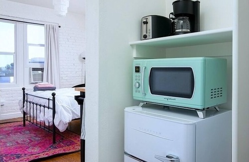 Rampart Village Apartment | Cozy Studio Apartment near Downtown!