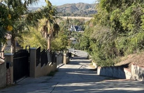 Patton Apartment | Cozy studio in charming San Bernardino with AC, WiFi