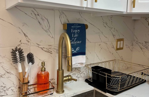 Gardena Apartment | Cozy & Stylish Guest House in Gardena Near SpaceX & L.A Beaches