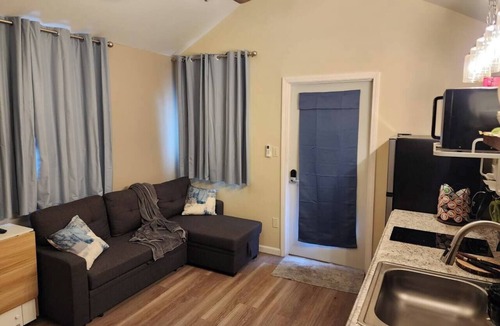Julian House | Cozy Tiny House Retreat - 4 Minutes from Village