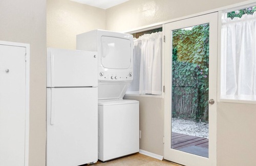 East Village House | Craftsman House Steps to Beach and Convention Center, Parking, BBQ