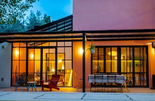 Los Feliz House | Creative Haven in Los Feliz with pool, 3B, 3.5Bath, Office + Den