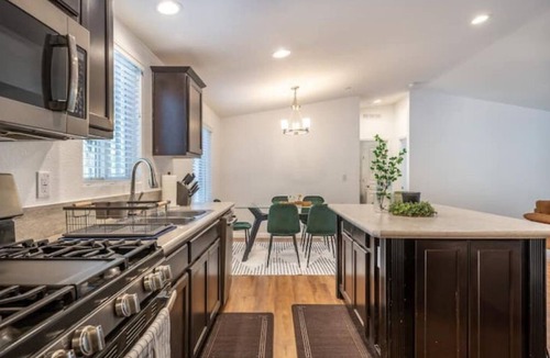 Patton House | Creek House - Water Front
