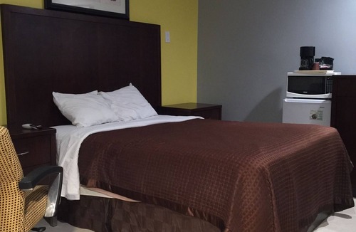 Park Mesa Heights Hotel | Crenshaw Inn Motel
