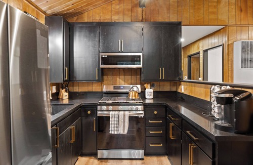Crestline Cabin | Crestline Lake Gregory Cabin
