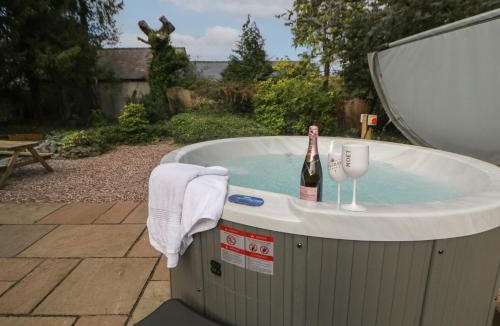 Castleton House | Croft Cottage