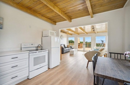 Timber Cove House | Cute, clean, cozy cottage along the Timber Cove cliffs, great views!