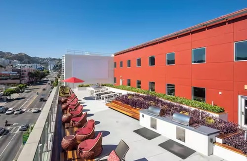 Los Angeles Apartment | Cute Cozy unit right in West Hollywood