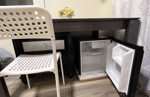 Monrovia Apartment | Cute Guest Studio Oldtown Monrovia/Pasadena/Arcadia