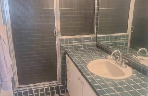Westwood Apartment | cute place of your own