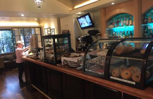 Golden Rectangle Hotel | Cypress Inn