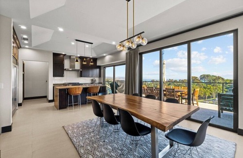 Lantern District House | Dana Point Luxe STR14-007