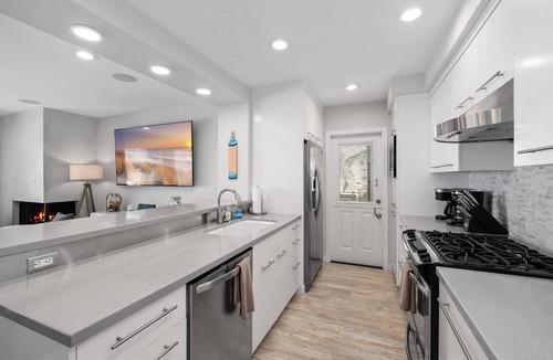 Dana Point Condo | Dana Point Oceanfront Condo w/pool, best views!