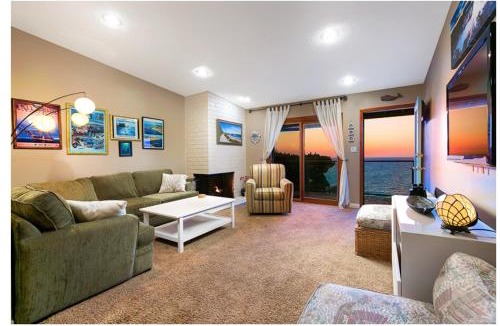 Dana Point Apartment | Dana Point Oceanfront Amazing Views STR14-0128