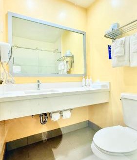 Inglewood Hotel | Days Inn by Wyndham Los Angeles LAX/VeniceBch/Marina DelRay