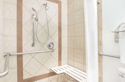 Turlock Hotel | Days Inn by Wyndham Turlock