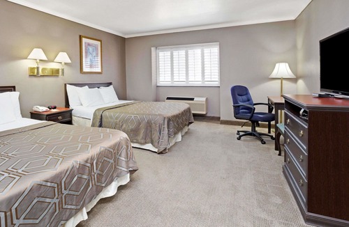 West Covina Hotel | Days Inn by Wyndham West Covina