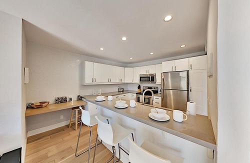 Solana Beach Hotel | Del Mar Shores Unit 44