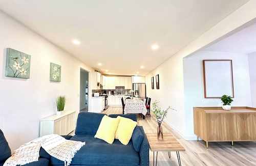 Sunnyvale House | Delightful 3-bedroom house with WiFi in Sunnyvale