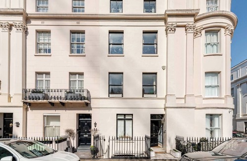 Belgravia House | Delightful 6 Bed Villa by Buckingham Palace with AC