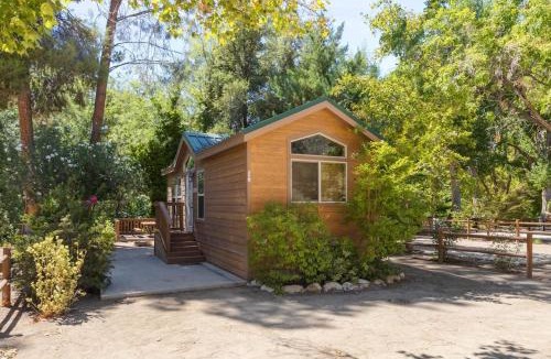 Kernville House | Deluxe little cabin 2 min stroll to Kern River