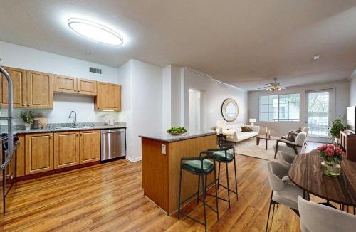 Marina del Rey Apartment | Deluxe Living in Marina Del Rey - Pool, Hot Tub, Gym