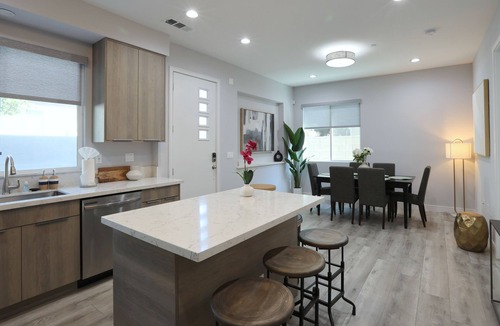 South el Monte Apartment | Deluxe Modernized Home