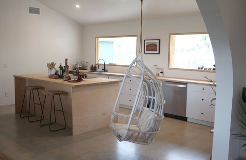 Morongo Valley House | Desert meets Mediterranean experience