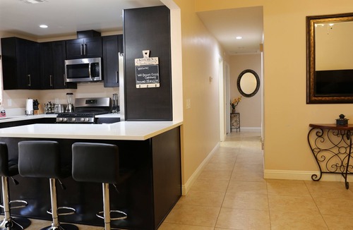 Cathedral City House | Desert Oasis Getaway