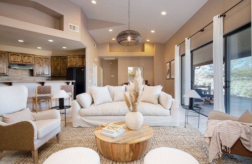 Joshua Tree Highlands House | Desert Stone by Avantstay Contemporary Desert Oasis With Pool & Hot Tub