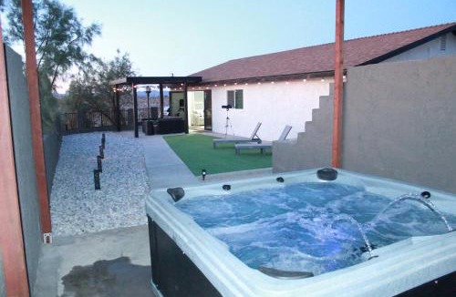Twentynine Palms Villa | Desert Villa - EV, Hot Tub, Grill, Bar, Games, RV Parking in Twentynine Palms Downtown