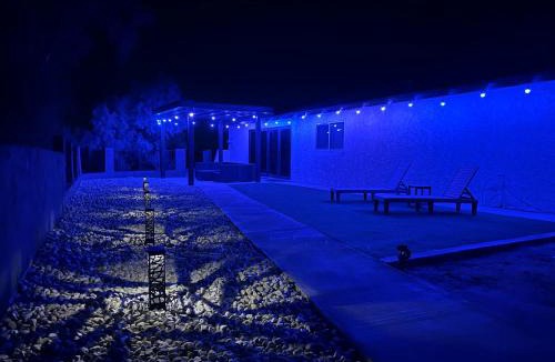 Twentynine Palms Villa | Desert Villa - EV, Hot Tub, Grill, Bar, Games, RV Parking in Twentynine Palms Downtown