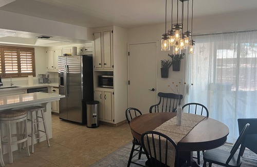 Ridgecrest House | Desert Villa Oasis - Gateway to the Eastern Sierras, Death Valley, and Yosemiten